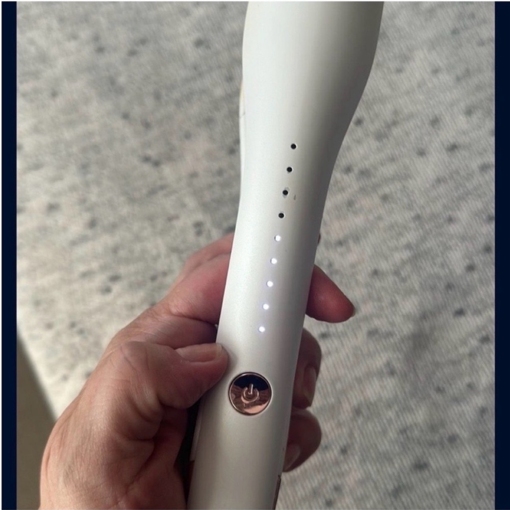 T3 White Ceramic Hair Straightener Rose Gold | Works Perfectly